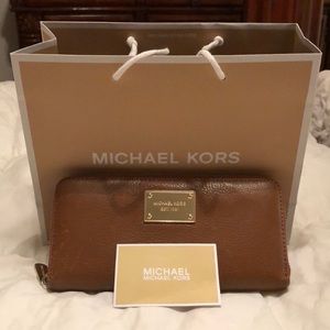 Authentic Michael kors wallet